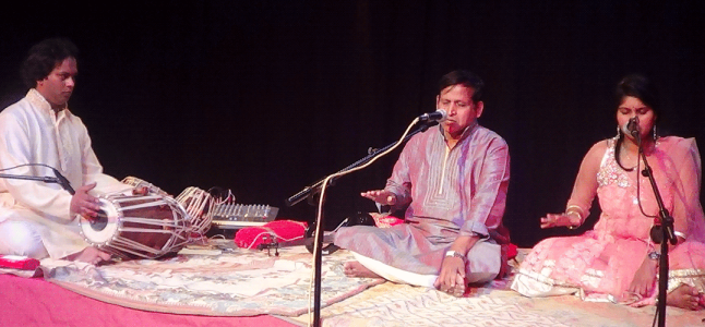Shahbaz Hussain, Guru Shekhar Tanjorkar and Dr. Madhu Shankaran performing at concert at Harper Green, UK - 2013